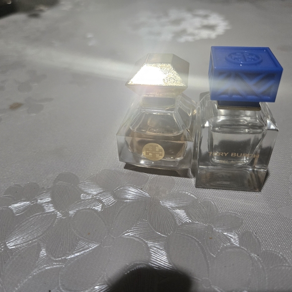 Tory Burch Perfume Duo with Gold and Blue Caps - Picture 9 of 9